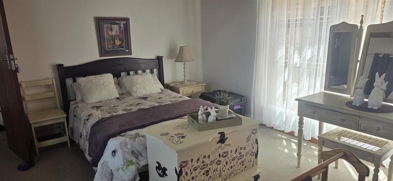 4 Bedroom Property for Sale in Glentana Western Cape